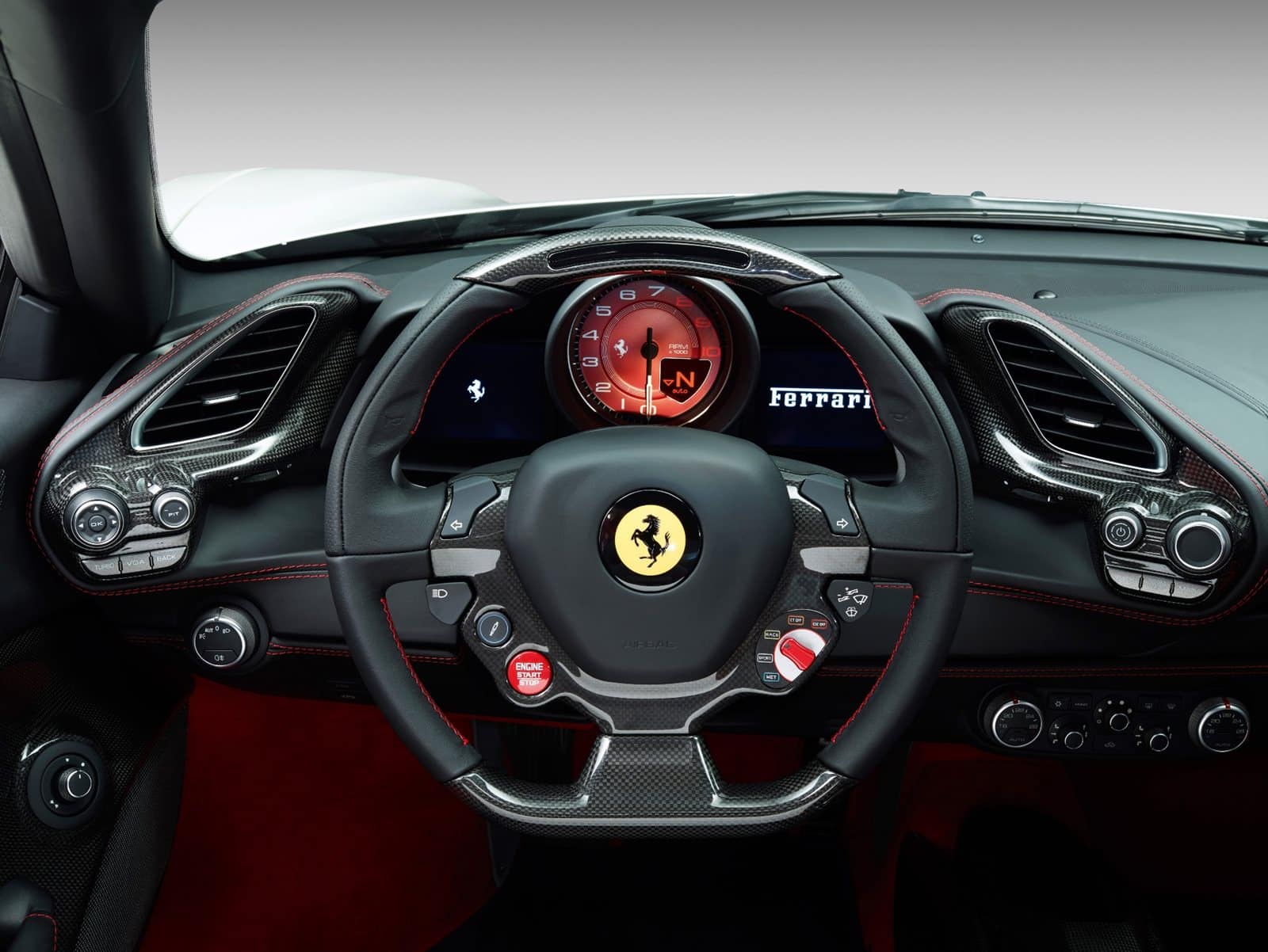 Обзор Ferrari 488 Spider (2018): цена, характеристики, фото